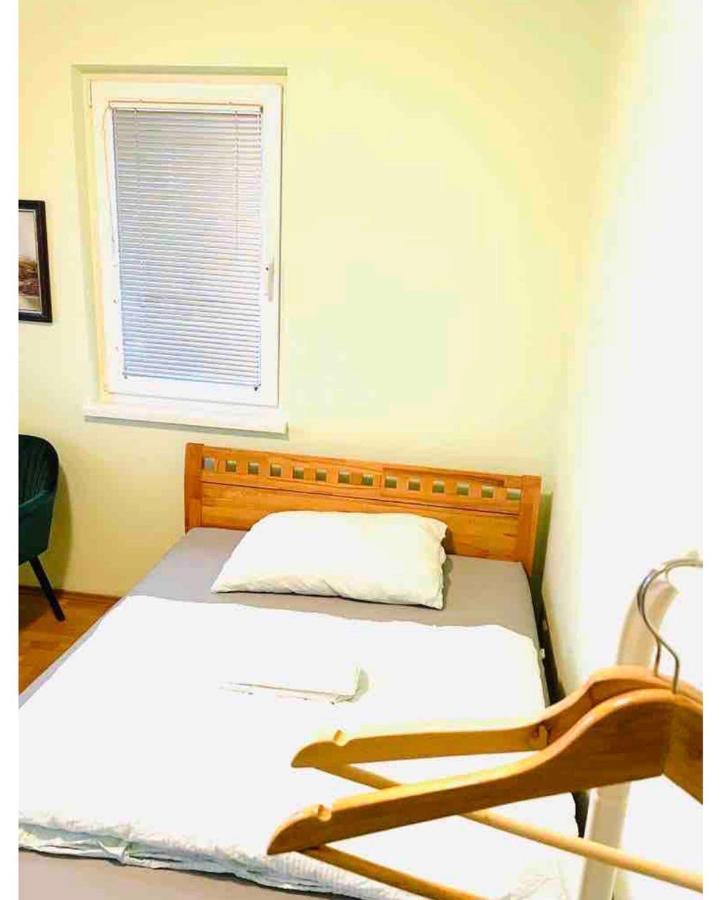 Das Zimmer Im Wiener Haus Ngoại thất bức ảnh