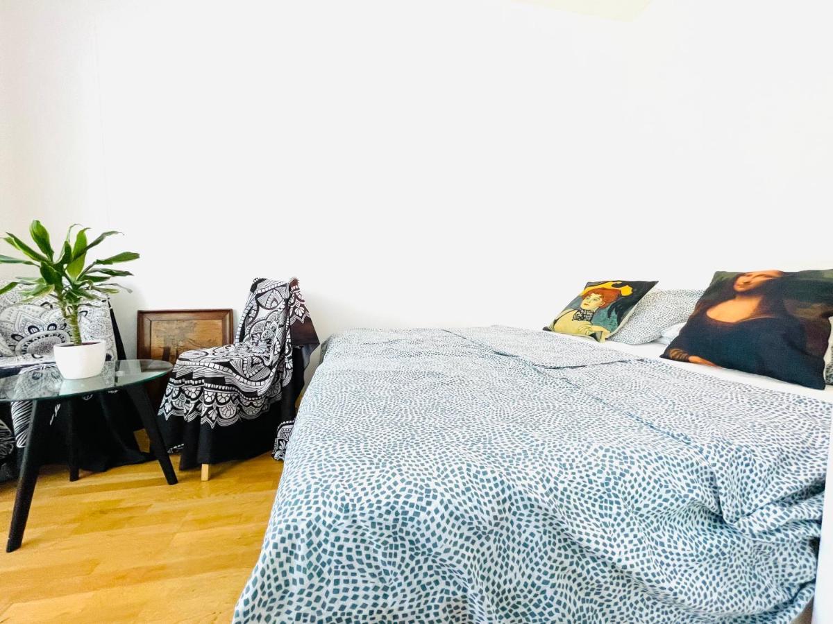 Das Zimmer Im Wiener Haus Ngoại thất bức ảnh